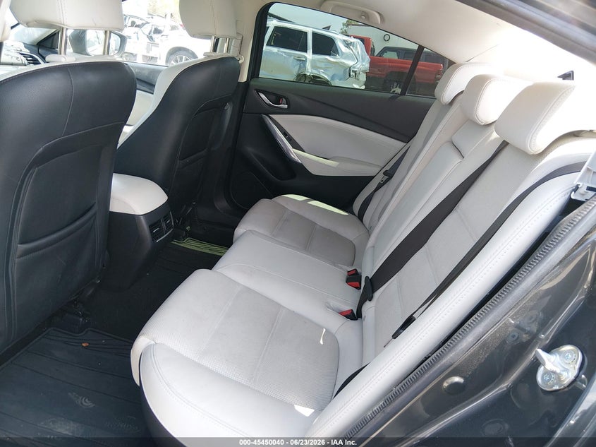 2017 Mazda 6 VIN JM1GL1W57H1142043 IAAI salvage auction — REAR END, Non-Repairable (California), sold $400 on 2026-07-27 (photo 8)