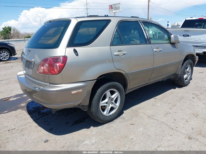1999 Lexus VIN JT6HF10U4X0005603 IAAI salvage auction — NORMAL WEAR, Clear (New Mexico), sold $275 on 2026-07-26 (photo 4)
