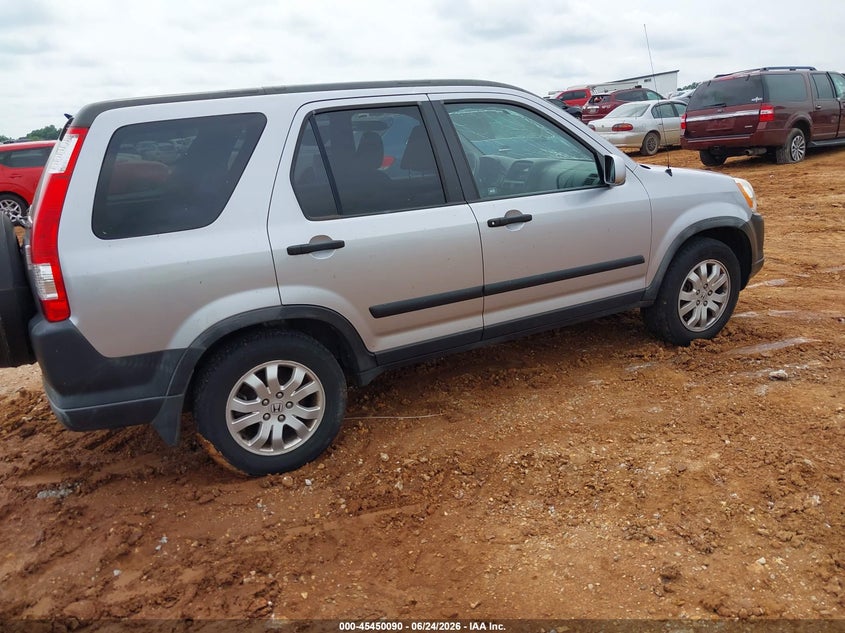 2005 Honda Cr-v VIN JHLRD78845C060564 IAAI salvage auction — NORMAL WEAR, Clear (Missouri), sold $600 on 2026-07-20 (photo 4)