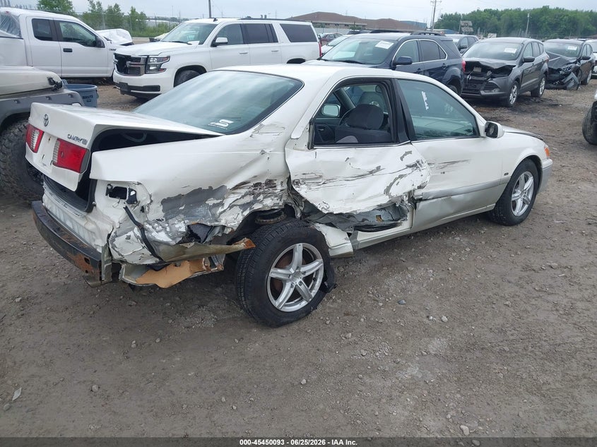 2001 Toyota Camry VIN JT2BG22K910547308 IAAI salvage auction — RIGHT SIDE, Junk Bill Of Sale Mv2459 (Wisconsin), sold $25 on 2026-07-23 (photo 4)