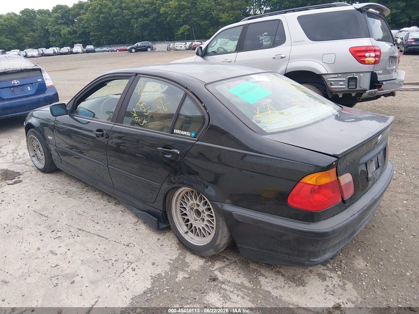 2001 BMW 3 series VIN WBAAV33441FV02415 IAAI salvage auction — FRONT END, Bill Of Sale (New York), sold $450 on 2026-07-14 (photo 3)