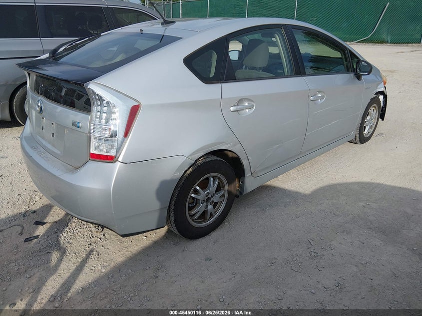 2010 Toyota Prius VIN JTDKN3DU9A5118755 IAAI salvage auction — NORMAL WEAR, Original (Kentucky), sold $975 on 2026-07-06 (photo 4)