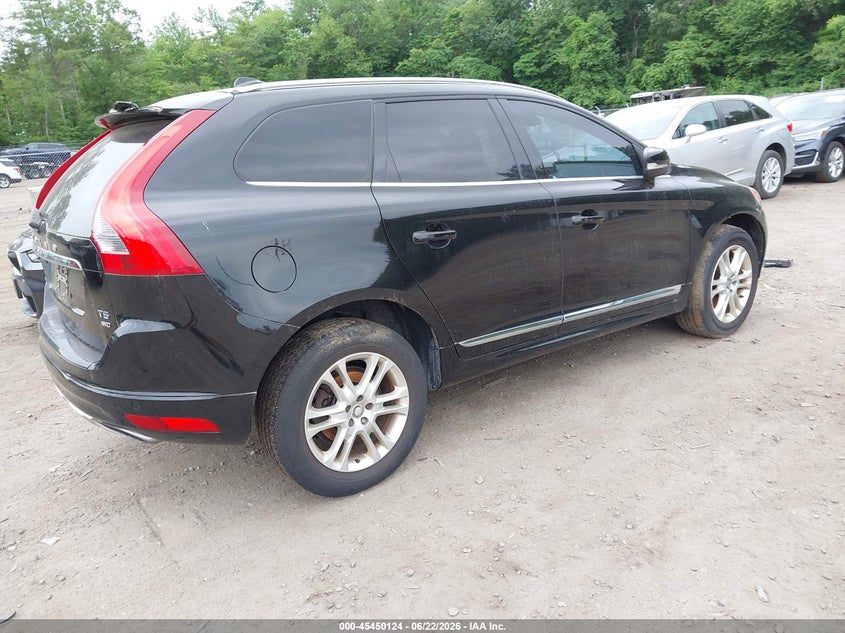 2015 Volvo Xc60 VIN YV4612RK7F2757267 IAAI salvage auction — NORMAL WEAR, Clear (Massachusetts), sold $2,300 on 2026-07-21 (photo 4)