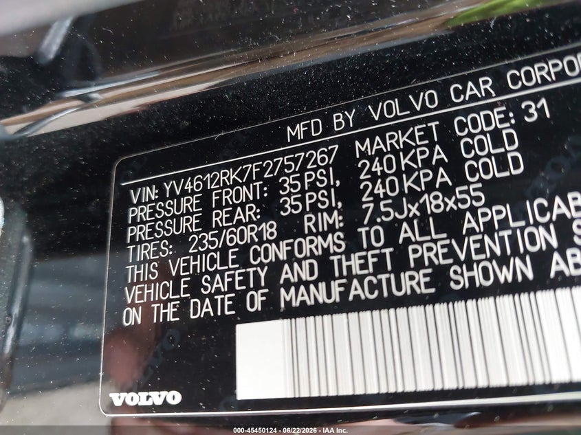 2015 Volvo Xc60 VIN YV4612RK7F2757267 IAAI salvage auction — NORMAL WEAR, Clear (Massachusetts), sold $2,300 on 2026-07-21 (photo 9)