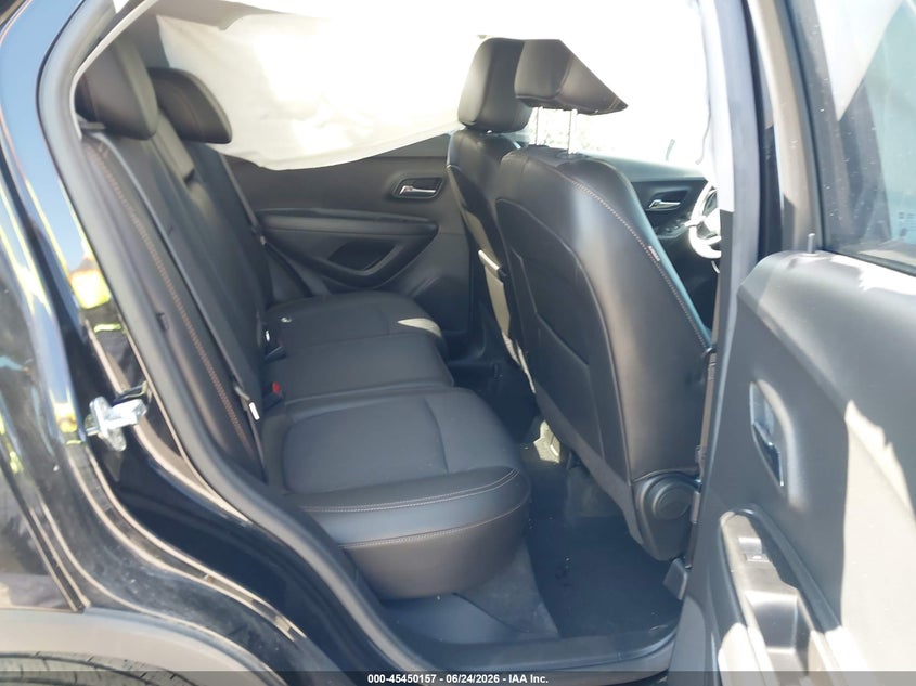 2022 Chevrolet Trax VIN KL7CJPSM8NB562501 IAAI salvage auction — RIGHT FRONT, Salvage Title, sold $4,750 on 2026-07-21 (photo 8)
