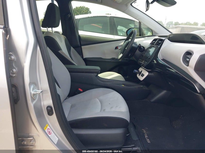 2017 Toyota Prius VIN JTDKARFUXH3540292 IAAI salvage auction — NORMAL WEAR, Clear-Dealer Only (North Carolina), sold $3,825 on 2026-07-29 (photo 5)