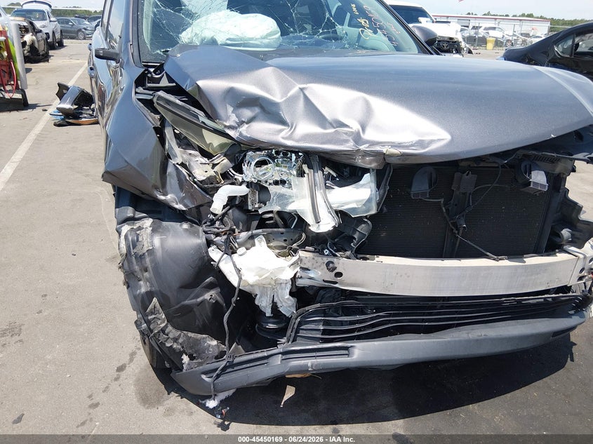 2016 Toyota Highlander VIN 5TDKKRFH3GS140085 IAAI salvage auction — RIGHT FRONT, Salvage Title, sold $3,750 on 2026-07-22 (photo 6)