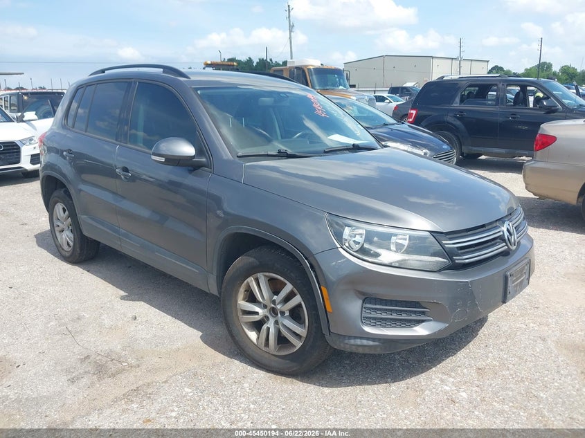 2016 Volkswagen Tiguan VIN WVGAV7AX5GW516609 IAAI salvage auction — NORMAL WEAR, Original (Texas), sold $925 on 2026-07-08 (photo 1)