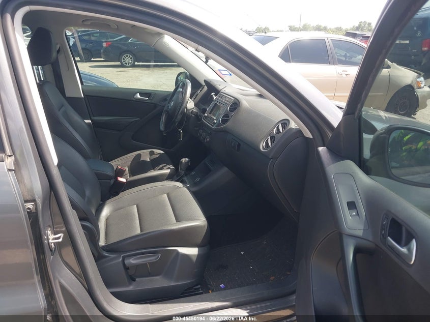2016 Volkswagen Tiguan VIN WVGAV7AX5GW516609 IAAI salvage auction — NORMAL WEAR, Original (Texas), sold $925 on 2026-07-08 (photo 5)
