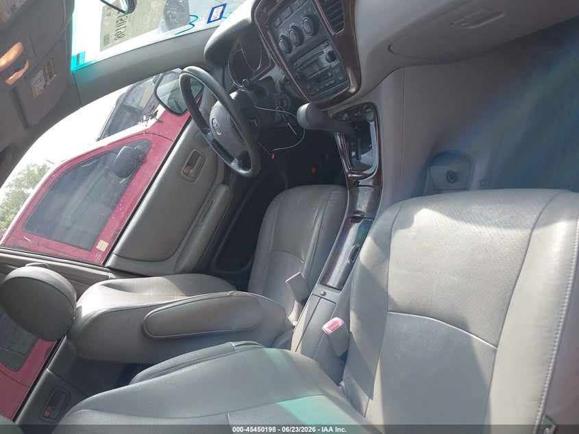 2006 Toyota Highlander hybrid VIN JTEDW21A660011950 IAAI salvage auction — NORMAL WEAR, Original (Texas), sold $825 on 2026-07-27 (photo 5)