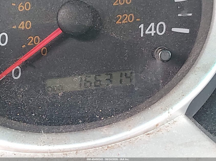 2005 Toyota Highlander VIN JTEEP21A950129751 IAAI salvage auction — NORMAL WEAR, Clear (Indiana), sold $675 on 2026-07-28 (photo 7)