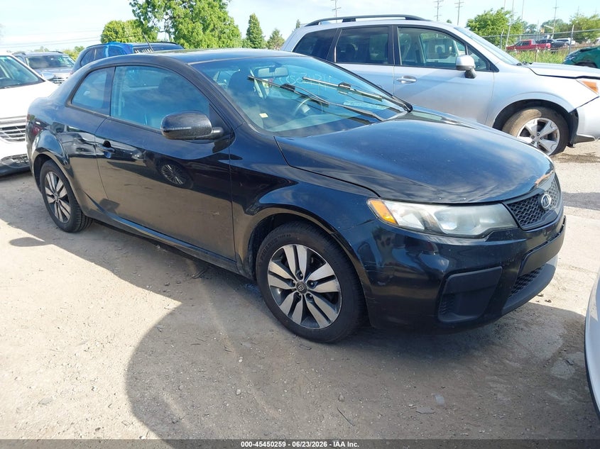 2013 Kia Forte VIN KNAFU6A26D5681773 IAAI salvage auction — NORMAL WEAR, Clear (Michigan), sold $400 on 2026-07-30 (photo 1)