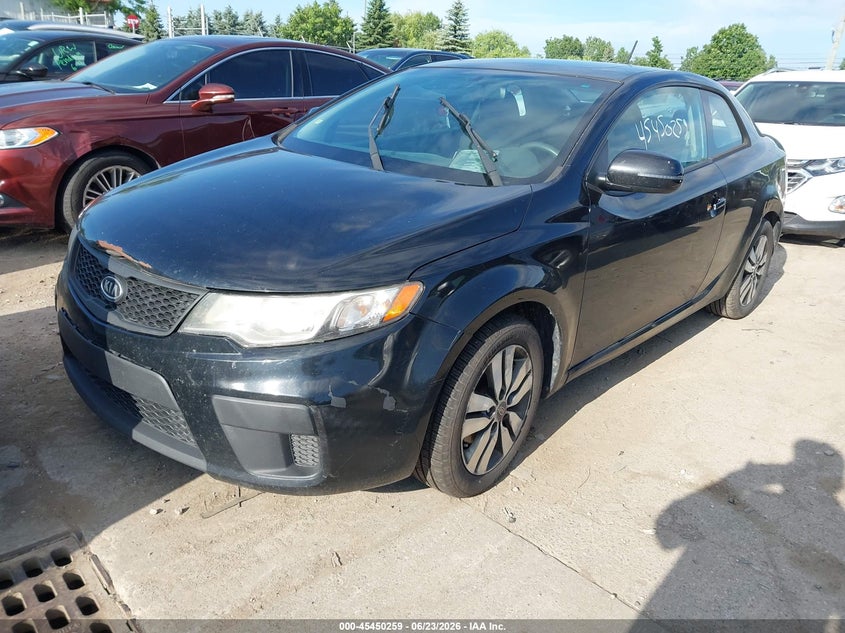 2013 Kia Forte VIN KNAFU6A26D5681773 IAAI salvage auction — NORMAL WEAR, Clear (Michigan), sold $400 on 2026-07-30 (photo 2)