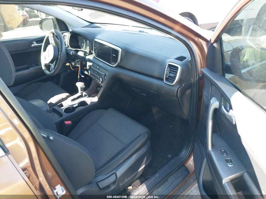 2021 Kia Sportage VIN KNDPM3AC2M7924479 IAAI salvage auction — THEFT, Salvage Title, sold $2,450 on 2026-07-28 (photo 5)