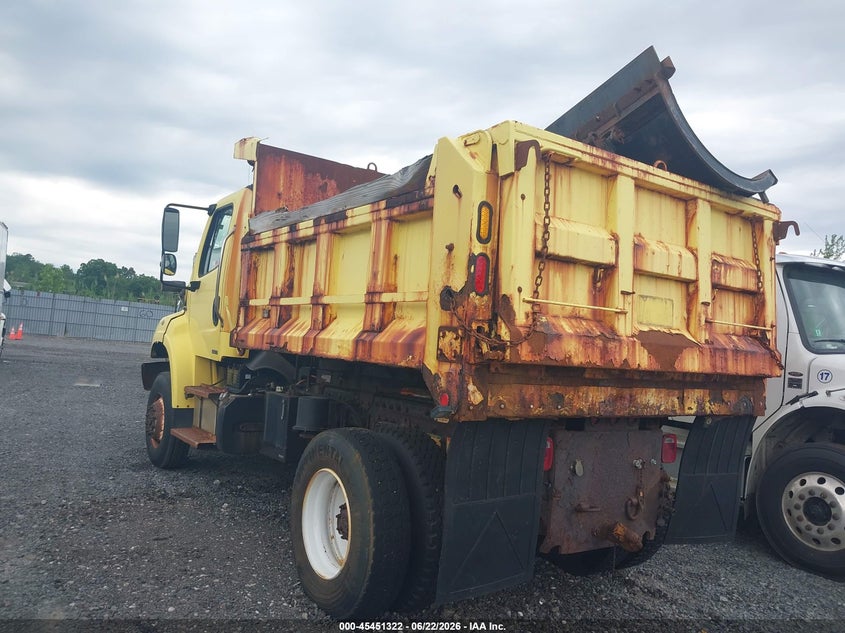 2011 Freightliner M2 106 VIN 1FVDC3BS5BHAY4045 IAAI salvage auction — NORMAL WEAR, Sf97 (New Jersey), sold $25 on 2026-07-21 (photo 3)