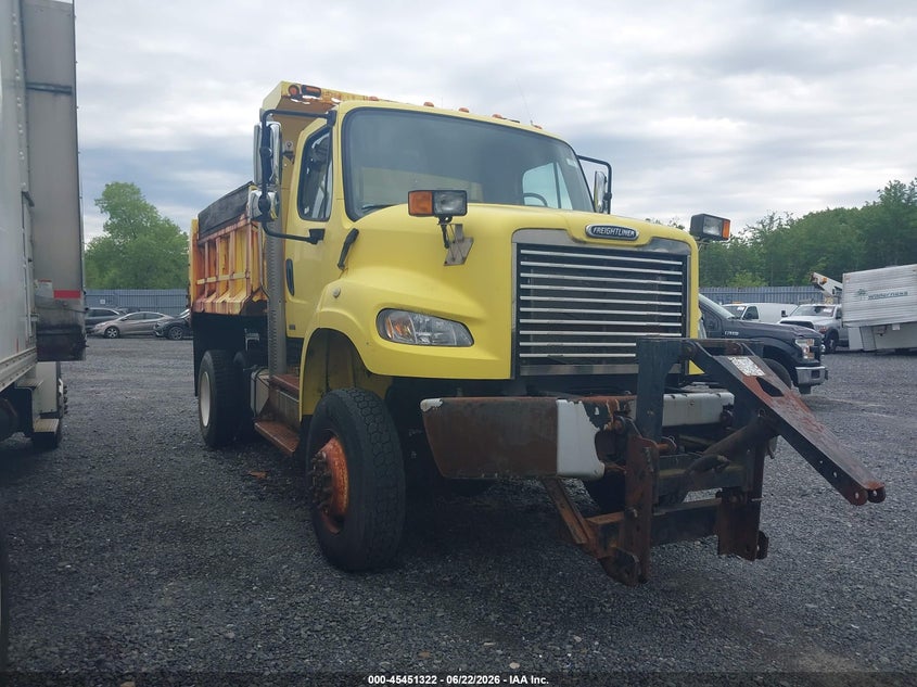 2011 Freightliner M2 106 VIN 1FVDC3BS5BHAY4045 IAAI salvage auction — NORMAL WEAR, Sf97 (New Jersey), sold $25 on 2026-07-21 (photo 1)
