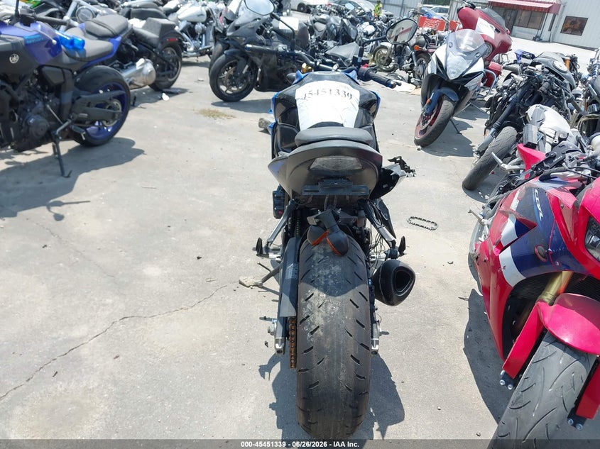 2018 Suzuki Gsx-s VIN JS1C533B1J2101237 IAAI salvage auction — FRONT END, Salvage (Georgia), sold $1,100 on 2026-07-29 (photo 6)