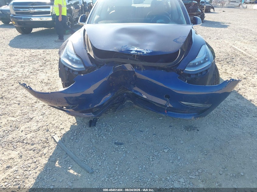 2017 Tesla Model 3 VIN 5YJ3E1EA1HF001029 IAAI salvage auction — FRONT END, Salvage Title, sold $3,500 on 2026-07-30 (photo 6)