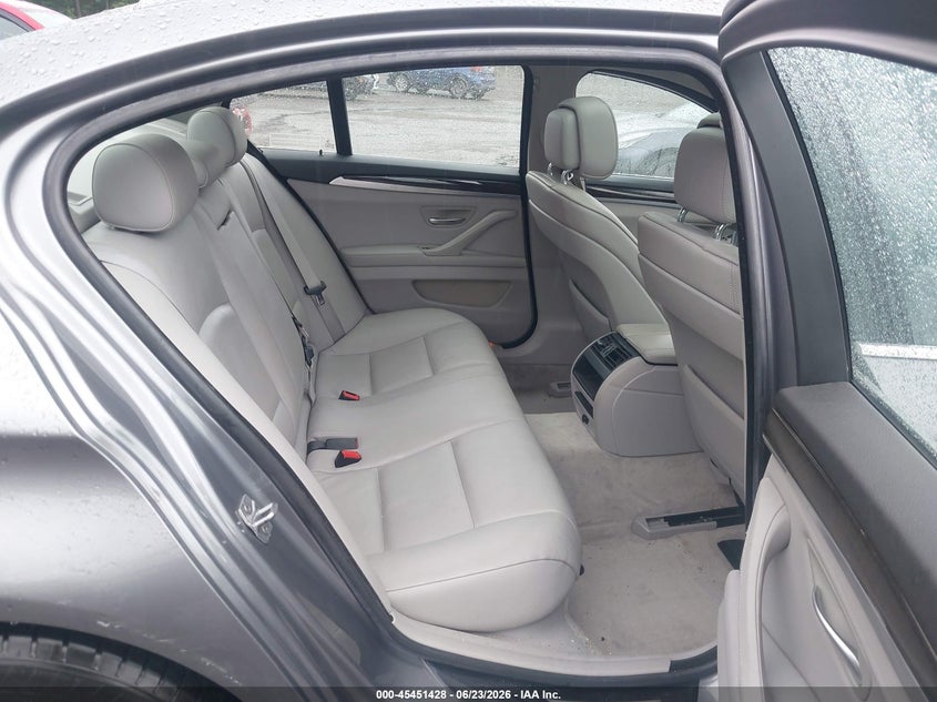 2013 BMW 5er VIN WBAXH5C50DD110215 IAAI salvage auction — LEFT SIDE, Salvage - Greater Than 75% (Maryland), sold $850 on 2026-07-29 (photo 8)