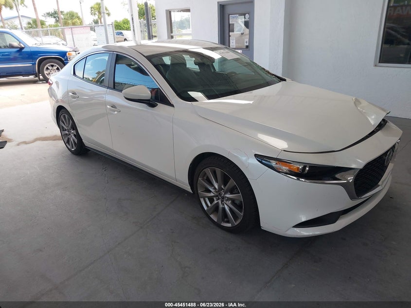2020 Mazda 3 VIN 3MZBPACL7LM115936 IAAI salvage auction — SIDE, Salvage Title, sold $3,000 on 2026-07-25 (photo 1)