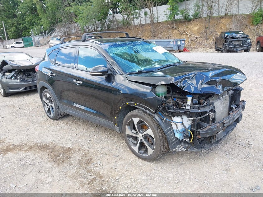 2016 Hyundai Tucson VIN KM8J3CA23GU085167 IAAI salvage auction — FRONT END, Salvage (Pennsylvania), sold $3,050 on 2026-07-07 (photo 1)
