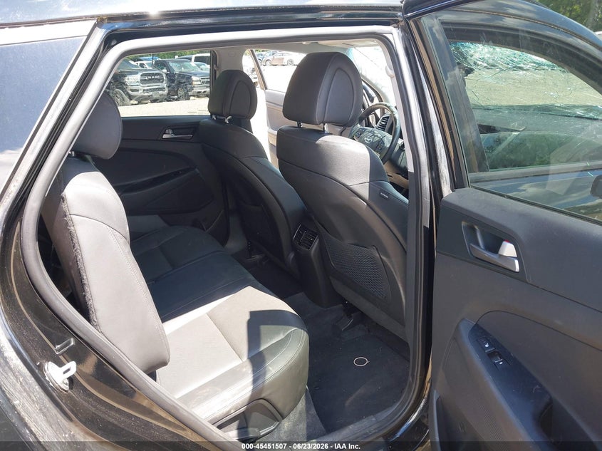 2016 Hyundai Tucson VIN KM8J3CA23GU085167 IAAI salvage auction — FRONT END, Salvage (Pennsylvania), sold $3,050 on 2026-07-07 (photo 8)