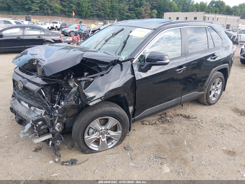 2025 Toyota Rav 4 VIN 2T3P1RFV1SW509175 IAAI salvage auction — FRONT END, Salvage (Massachusetts), sold $7,400 on 2026-08-22 (photo 2)