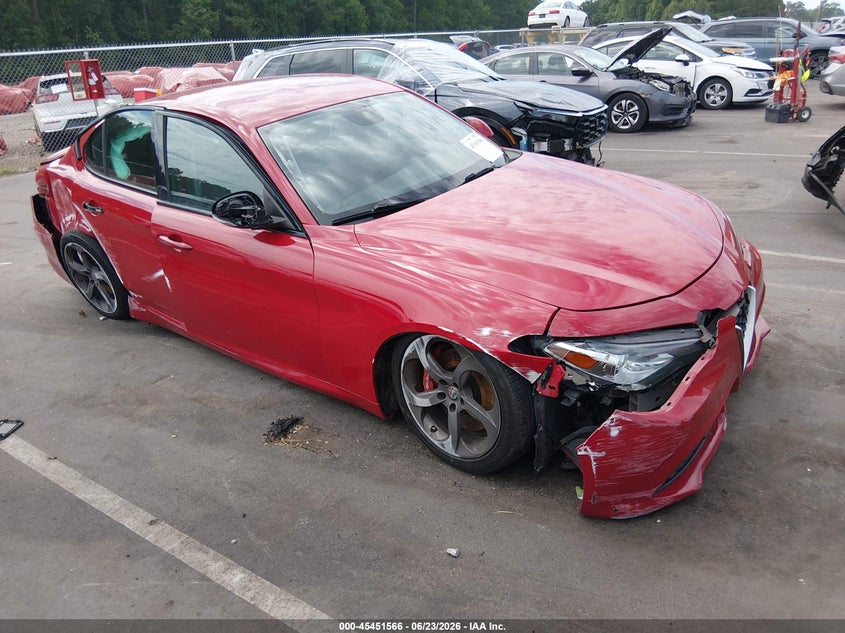 2018 Alfa romeo Giulia VIN ZARFAEBNXJ7565531 IAAI salvage auction — FRONT END, Salvage (North Carolina), sold $1,250 on 2026-07-29 (photo 1)