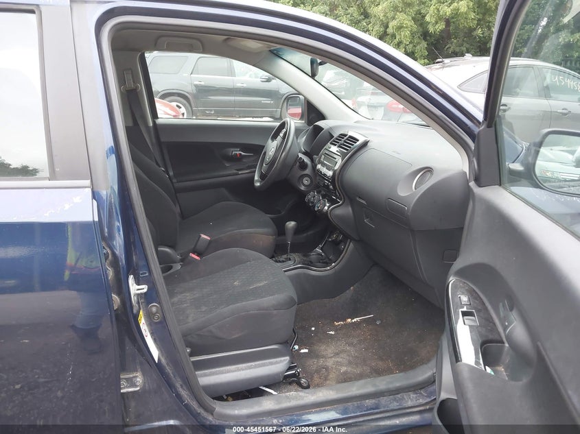2009 Scion Xd VIN JTKKU10409J039743 IAAI salvage auction — NORMAL WEAR, Clear (Kansas), sold $550 on 2026-07-29 (photo 5)