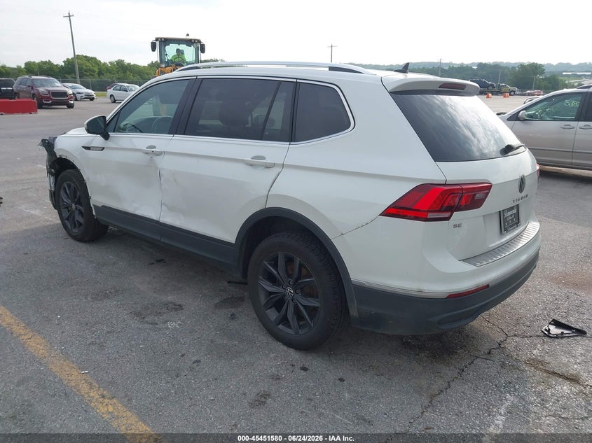 2022 Volkswagen Tiguan VIN 3VV2B7AX7NM164911 IAAI salvage auction — LEFT SIDE, Salvage Title, sold $7,750 on 2026-08-25 (photo 3)