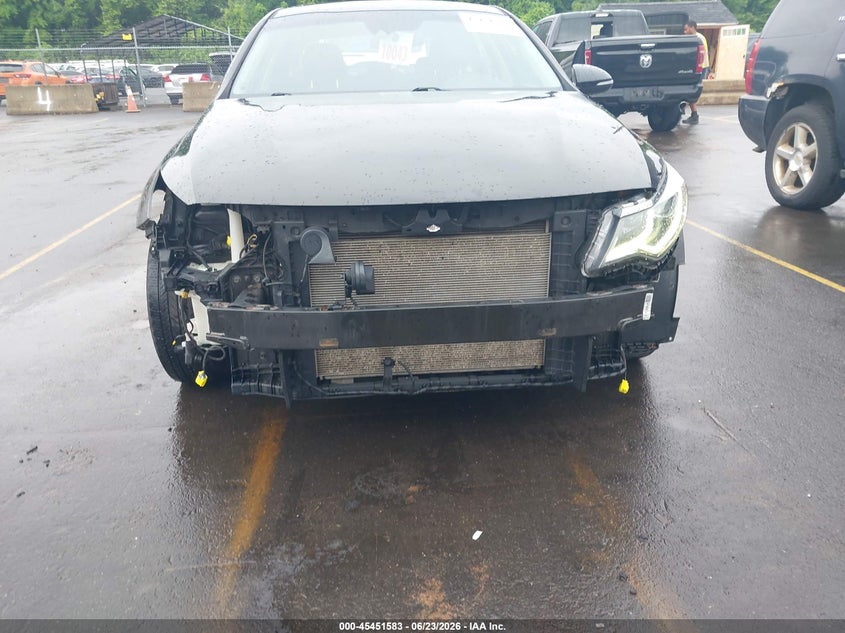 2019 Kia Optima VIN 5XXGT4L33KG374882 IAAI salvage auction — FRONT END, Salvage (Connecticut), sold $875 on 2026-07-16 (photo 6)