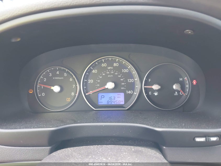 2012 Hyundai Santa fe VIN 5XYZGDAG4CG130707 IAAI salvage auction — FRONT END, Salvage (Idaho), sold $2,025 on 2026-07-15 (photo 7)