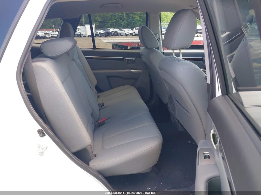 2012 Hyundai Santa fe VIN 5XYZGDAG4CG130707 IAAI salvage auction — FRONT END, Salvage (Idaho), sold $2,025 on 2026-07-15 (photo 8)
