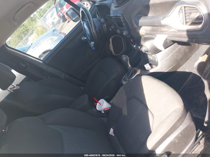 2016 Jeep Renegade VIN ZACCJABT0GPD85619 IAAI salvage auction — REAR END, Salvage (South Carolina), sold $800 on 2026-07-21 (photo 5)