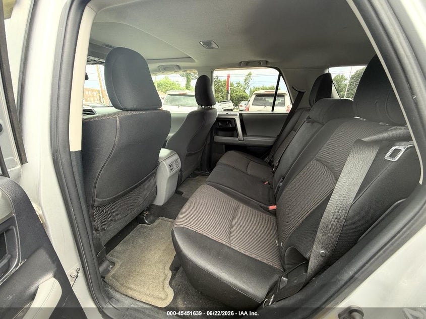 2011 Toyota 4runner VIN JTEBU5JR0B5067089 IAAI salvage auction — NORMAL WEAR, Clear (Pennsylvania), sold $8,475 on 2026-07-18 (photo 8)
