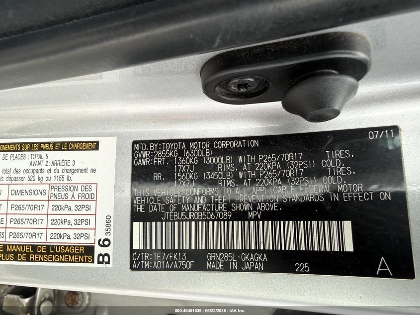 2011 Toyota 4runner VIN JTEBU5JR0B5067089 IAAI salvage auction — NORMAL WEAR, Clear (Pennsylvania), sold $8,475 on 2026-07-18 (photo 9)