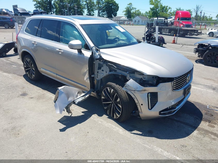 2025 Volvo Xc90 VIN YV4062JG7S1352279 IAAI salvage auction — RIGHT FRONT, Salvage (New Jersey), sold $15,300 on 2026-08-13 (photo 1)