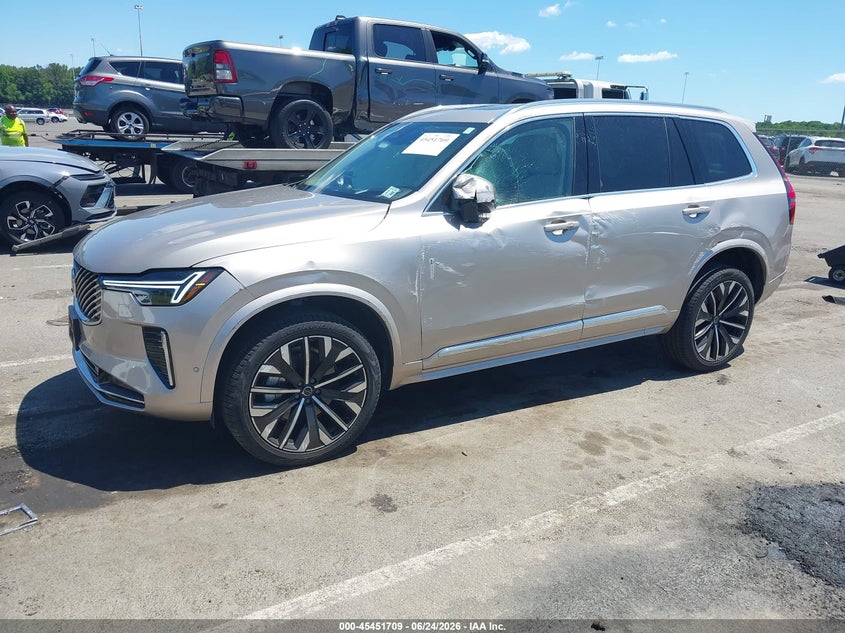 2025 Volvo Xc90 VIN YV4062JG7S1352279 IAAI salvage auction — RIGHT FRONT, Salvage (New Jersey), sold $15,300 on 2026-08-13 (photo 2)