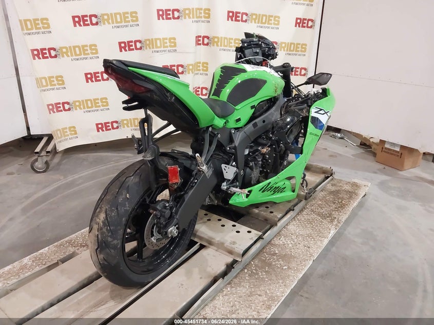 2026 Kawasaki Zx VIN JKBZXJJ11TA038549 IAAI salvage auction — FRONT END, Rebuildable (Florida), sold $3,175 on 2026-07-28 (photo 4)