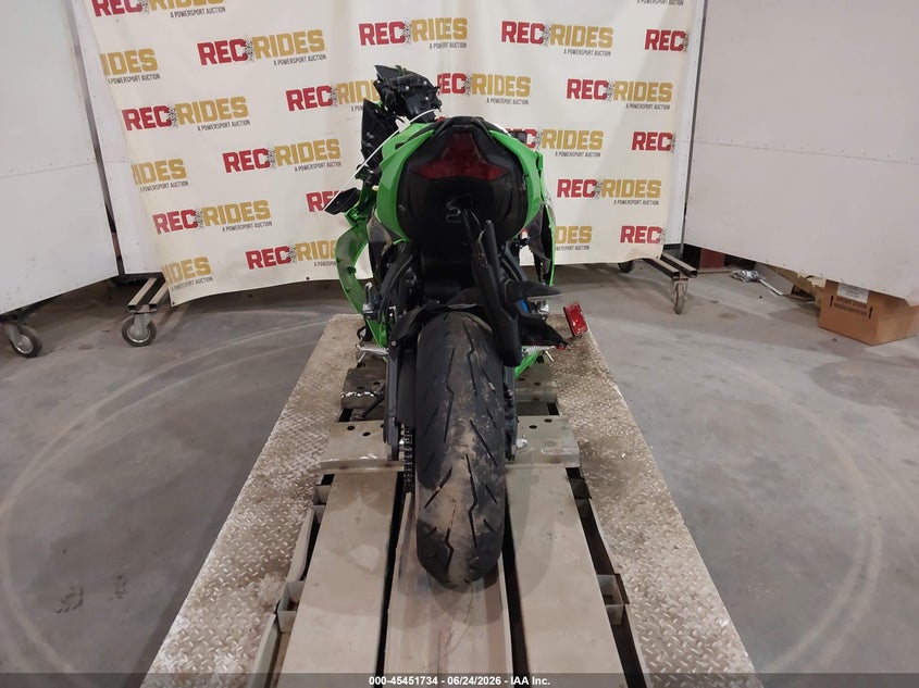 2026 Kawasaki Zx VIN JKBZXJJ11TA038549 IAAI salvage auction — FRONT END, Rebuildable (Florida), sold $3,175 on 2026-07-28 (photo 6)