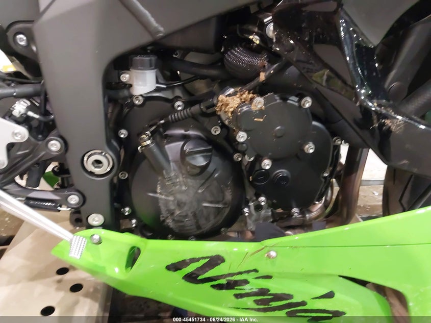 2026 Kawasaki Zx VIN JKBZXJJ11TA038549 IAAI salvage auction — FRONT END, Rebuildable (Florida), sold $3,175 on 2026-07-28 (photo 8)