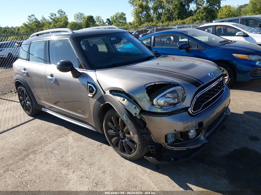 2017 Mini Countryman VIN WMZYT5C38H3D80666 — IAAI salvage auction photo