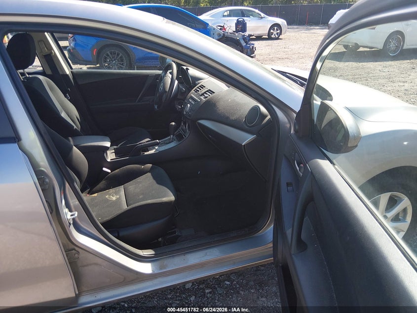2011 Mazda 3 VIN JM1BL1VF9B1396199 IAAI salvage auction — Unknown, Salvage (South Carolina), sold $400 on 2026-07-26 (photo 5)