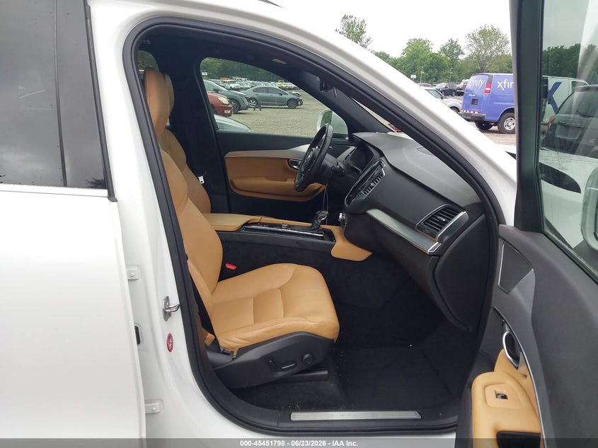 2017 Volvo Xc90 VIN YV4A22PKXH1186134 IAAI salvage auction — FRONT END, Salvage (New Jersey), sold $6,500 on 2026-08-08 (photo 5)