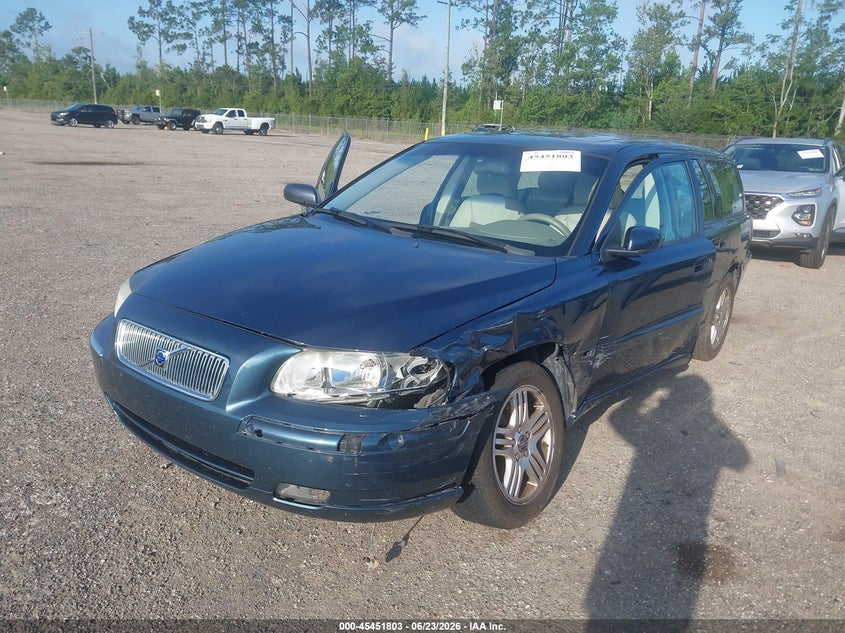 2006 Volvo V70 VIN YV1SW592362587312 IAAI salvage auction — LEFT FRONT, Rebuildable (Florida), sold $325 on 2026-07-07 (photo 2)