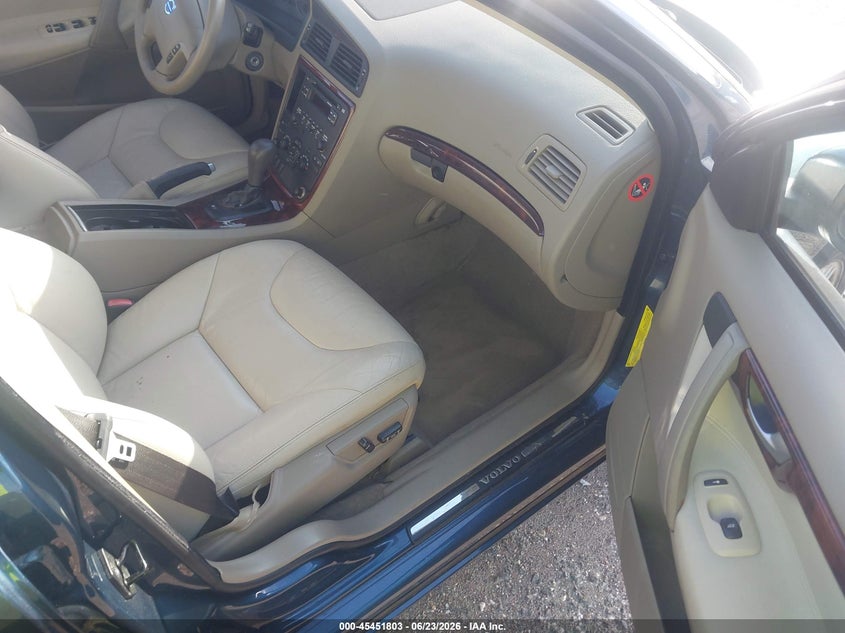 2006 Volvo V70 VIN YV1SW592362587312 IAAI salvage auction — LEFT FRONT, Rebuildable (Florida), sold $325 on 2026-07-07 (photo 5)
