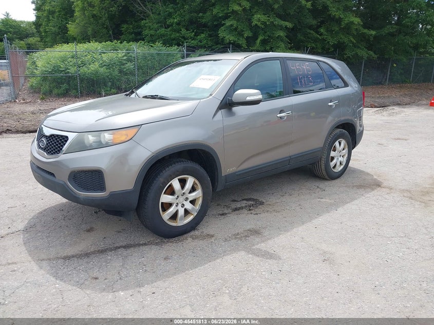 2011 Kia Sorento VIN 5XYKTCA14BG154992 IAAI salvage auction — NORMAL WEAR, Original (Maine), sold $600 on 2026-07-06 (photo 2)