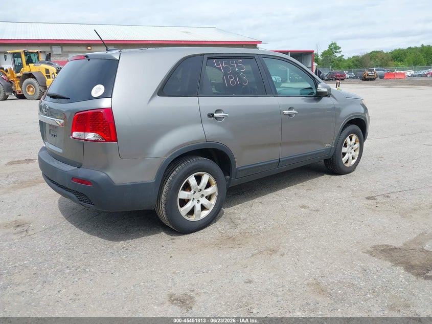 2011 Kia Sorento VIN 5XYKTCA14BG154992 IAAI salvage auction — NORMAL WEAR, Original (Maine), sold $600 on 2026-07-06 (photo 4)