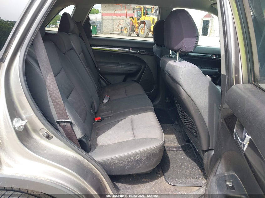 2011 Kia Sorento VIN 5XYKTCA14BG154992 IAAI salvage auction — NORMAL WEAR, Original (Maine), sold $600 on 2026-07-06 (photo 8)