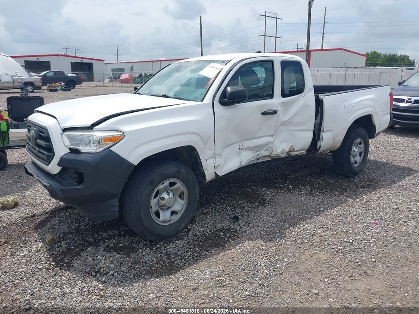 2018 Toyota Tacoma VIN 5TFRX5GN9JX124696 IAAI salvage auction — LEFT SIDE, Salvage Title, sold $5,700 on 2026-08-01 (photo 2)